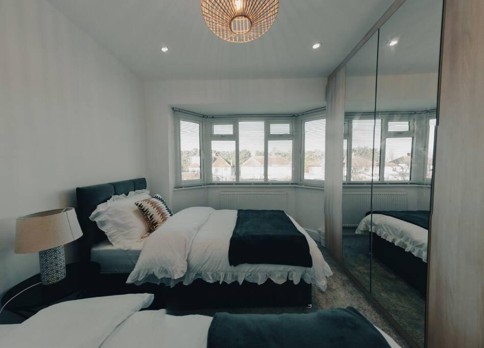 Homely & Peaceful Living Space Morden  ภายนอก รูปภาพ