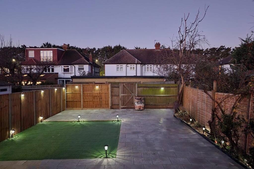 Homely & Peaceful Living Space Morden  ภายนอก รูปภาพ
