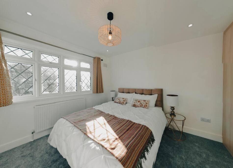 Homely & Peaceful Living Space Morden  ภายนอก รูปภาพ